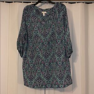 Fun, light weight V-neck blouse